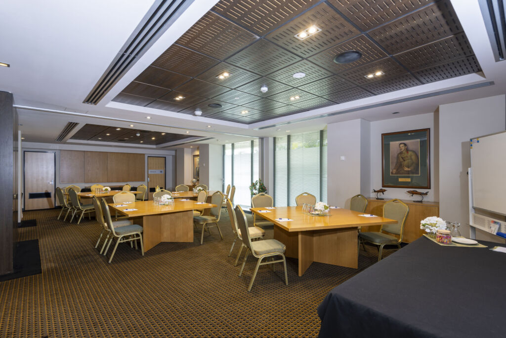 Balmoral Room reverse view showing spacious setup