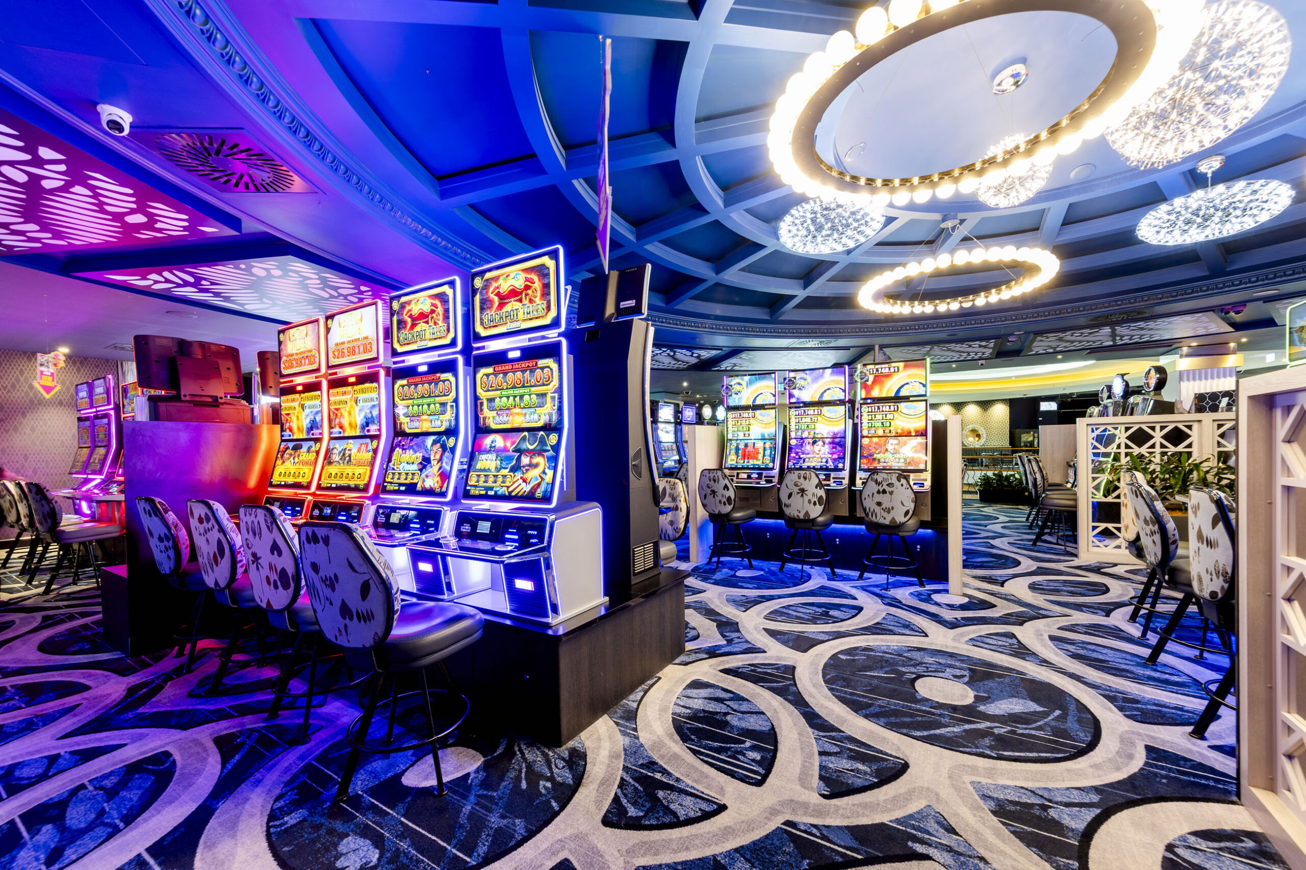 Mint Gaming Lounge promotions and atmosphere
