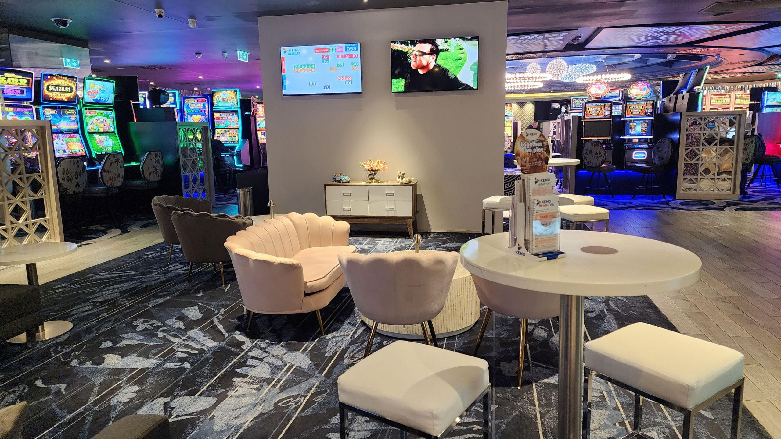 Mint Lounge seating and atmosphere