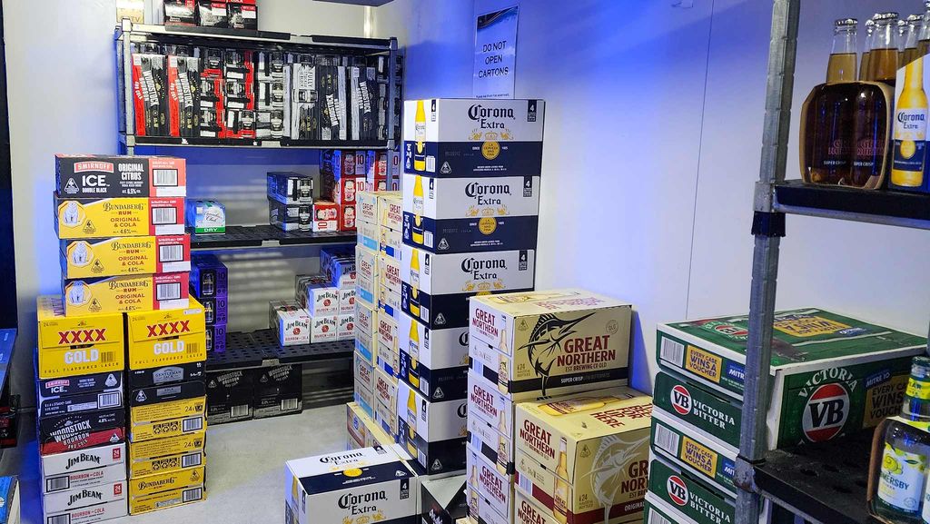 Roadies Bottle Shop open 7 days from 10am to midnight